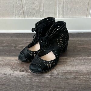 Vince Camuto Black Women's Heeled Sandals